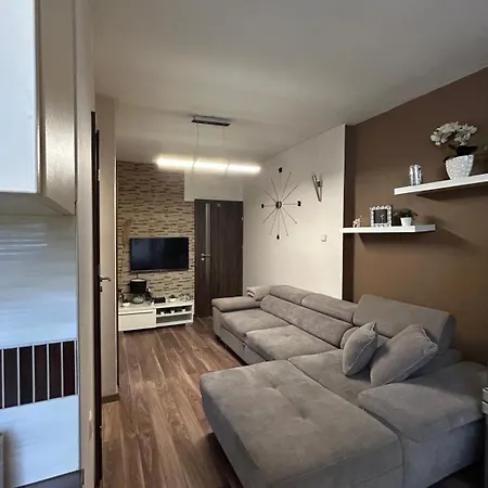 Skalinada アパート ザダル